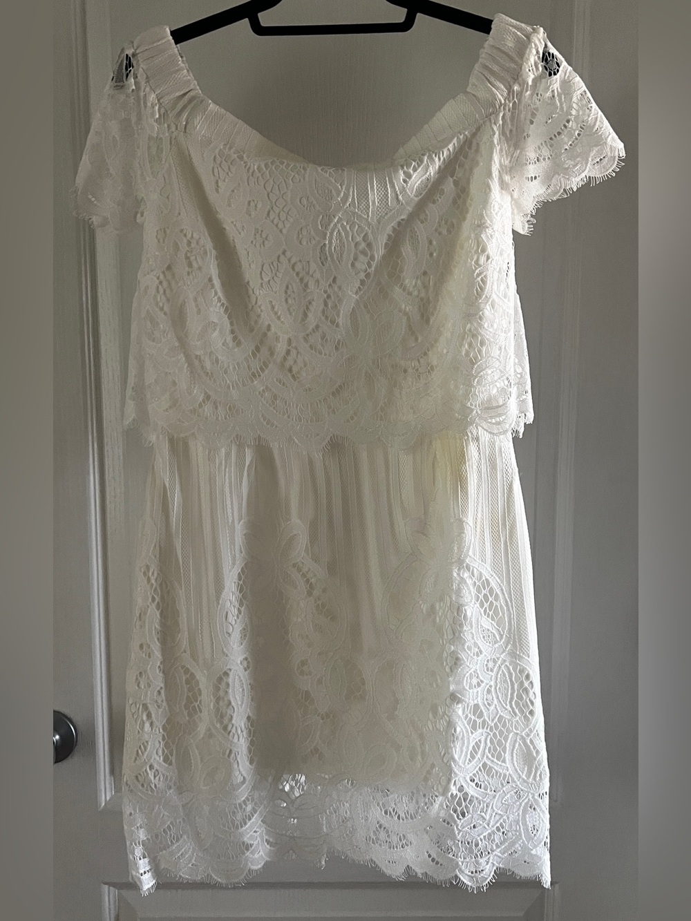 White off shoulders Lace with Zipper back closure Women's Dress